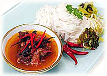 Thai Recipes : Noodle in Fish and Anchovy Curry Paste