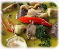thai food : green curry chicken