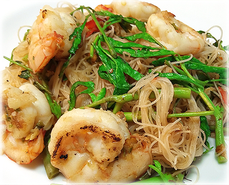  Thai Food Recipe | Stir fried Rice Noodle with Water Mimosa