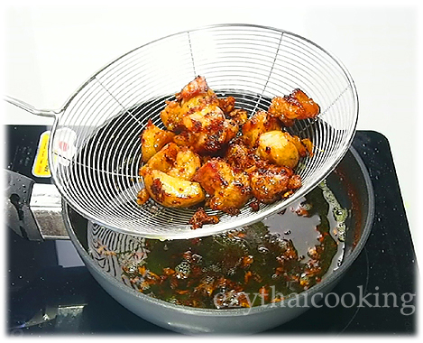  สูตรอาหารไทย : ไก่ทอดขมิ้น