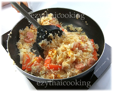  Thai Food Recipe | Thai Fried Rice with Sour Pork