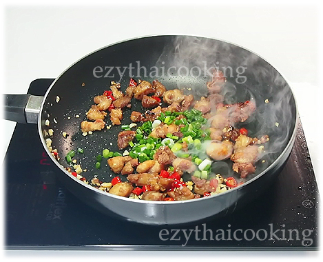  สูตรอาหารไทย : ไก่คั่วพริกเกลือ