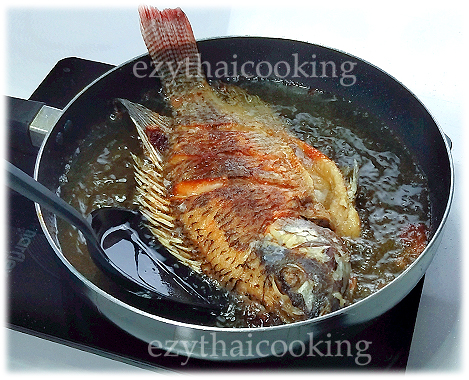  Thai Food Recipe |  Fried Fish with Tamarind Sauce